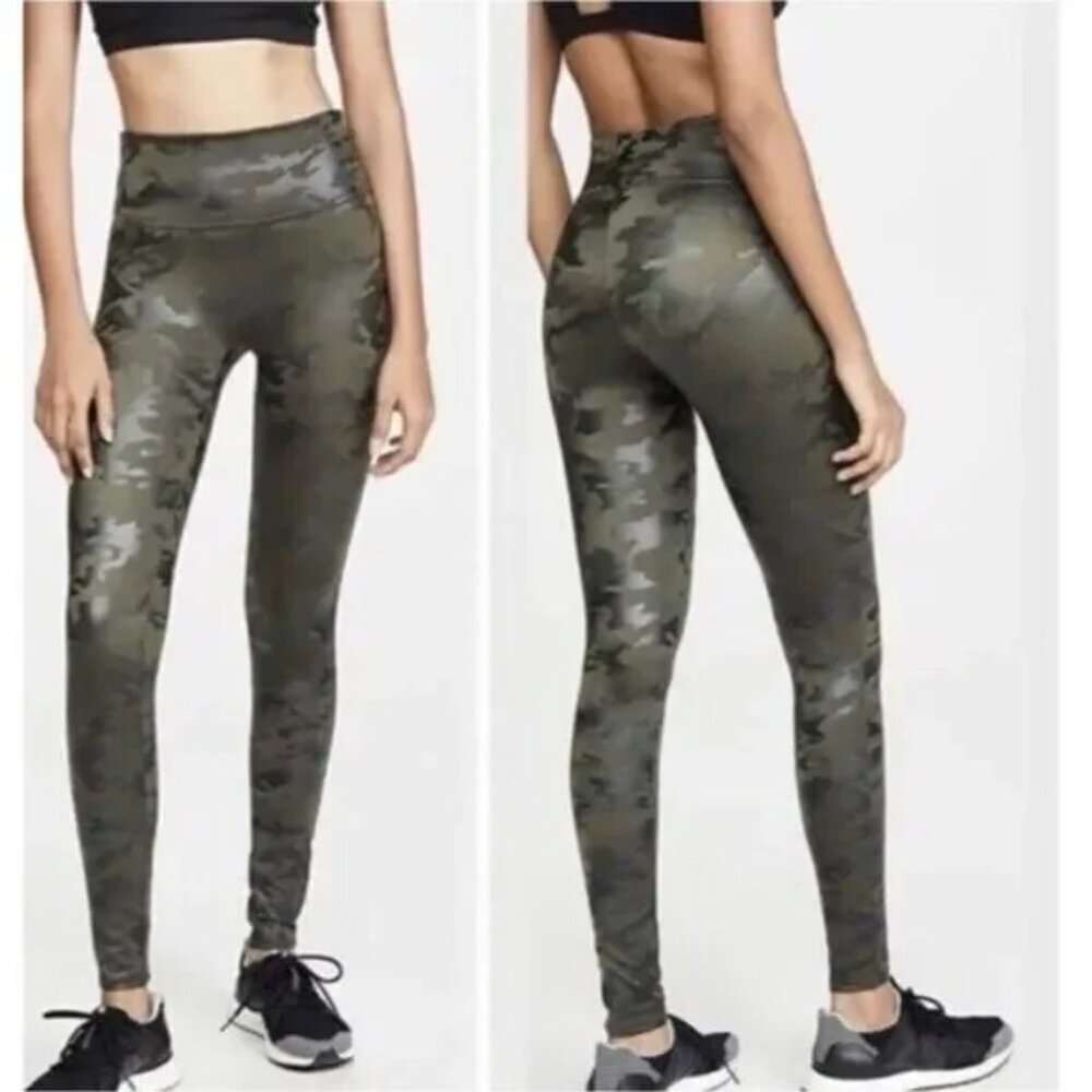 NWOT SPANX FAUX LEATHER CAMO LEGGINGS PANTS MATTE OLIVE GREEN SIZE S